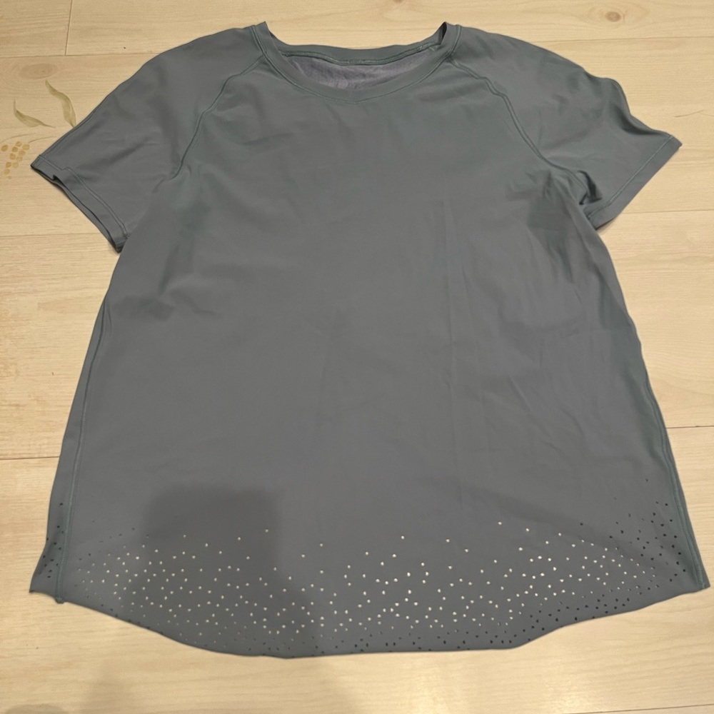 lululemon gray blue shirt
